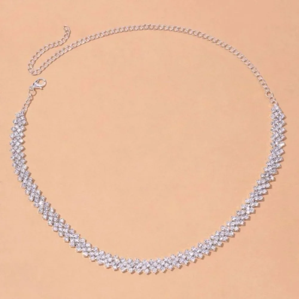 Silver Radiant Elegance Necklace - Picture 2 of 4